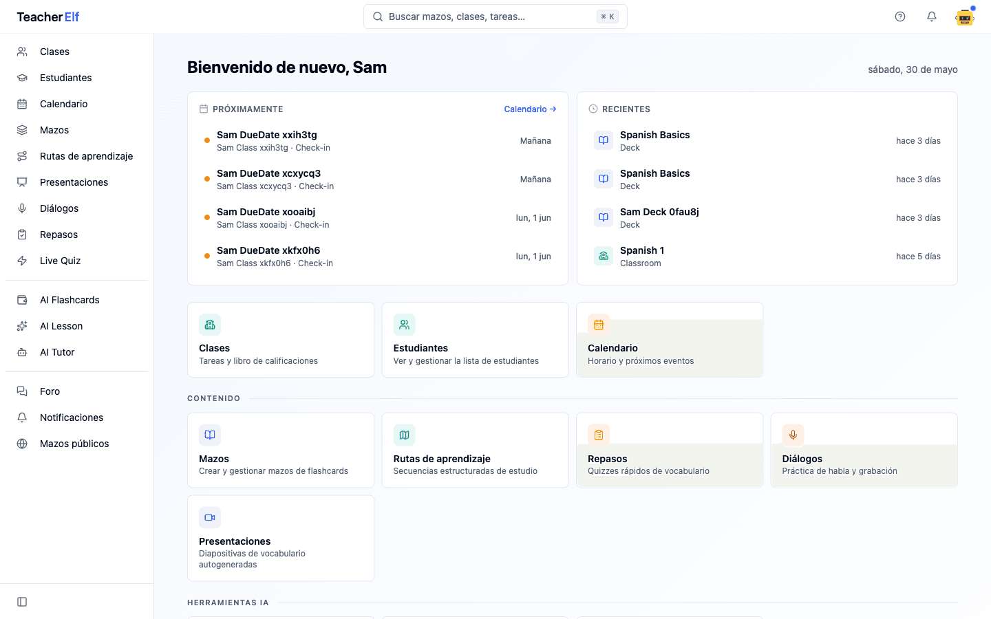 The Teacher Elf dashboard shown in Spanish. The left sidebar navigation is localized (Clases, Estudiantes, Calendario, Mazos, Rutas de aprendizaje, Presentaciones, Diálogos, Repasos, Live Quiz, AI Flashcards, AI Lesson, AI Tutor), with a 'Bienvenido de nuevo, Sam' greeting, Próximamente and Recientes panels, and a shortcut grid under a Contenido heading. Feature names like Live Quiz, AI Flashcards, AI Lesson, and AI Tutor stay in English.